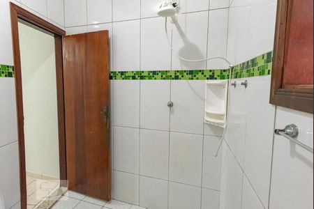 Casa à venda com 177m², 3 quartos e 2 vagasBanheiro da Suíte 1