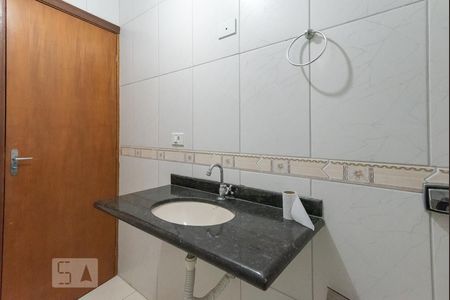 Casa à venda com 177m², 3 quartos e 2 vagasBanheiro da Suíte 2