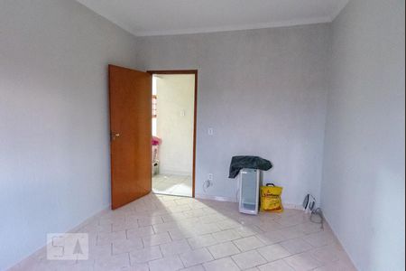 Casa à venda com 177m², 3 quartos e 2 vagasQuarto