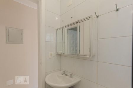 Casa à venda com 320m², 4 quartos e 4 vagasBanheiro 