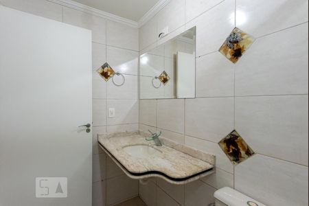 Banheiro da Suíte de casa à venda com 4 quartos, 320m² em Parque Industrial, Campinas