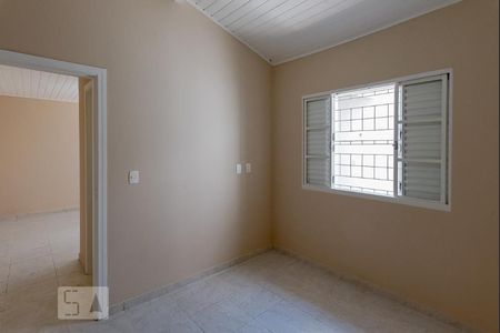 Casa à venda com 320m², 4 quartos e 4 vagasSuíte Casa  dos Fundos
