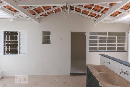 Casa à venda com 320m², 4 quartos e 4 vagasFacada dos Fundos