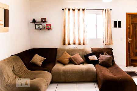 Sala de casa à venda com 3 quartos, 300m² em Vila Regina, São Paulo