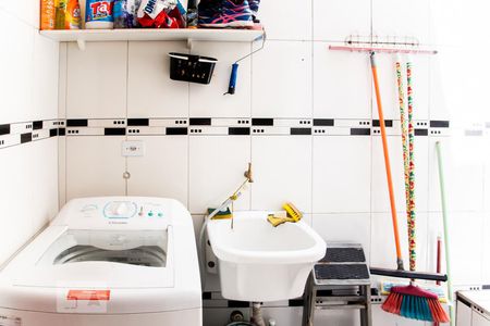 Casa para alugar com 300m², 3 quartos e 2 vagas Casa para alugar com 300m², 3 quartos e 2 vagasÁrea de Serviço