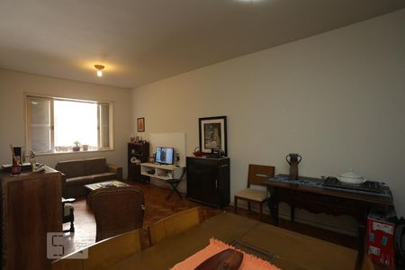 Apartamento à venda com 100m², 2 quartos e sem vagaSala