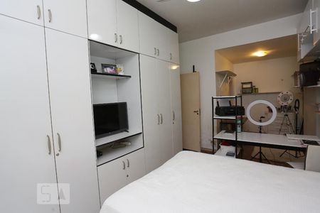 Apartamento à venda com 100m², 2 quartos e sem vagaQuarto Suíte