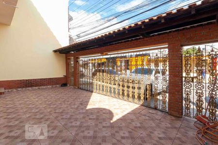 Casa à venda com 252m², 3 quartos e 2 vagas Casa à venda com 252m², 3 quartos e 2 vagasGaragem