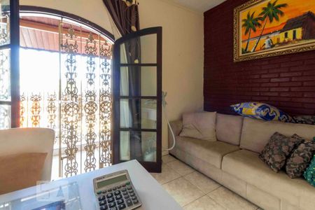 Casa à venda com 252m², 3 quartos e 2 vagas Casa à venda com 252m², 3 quartos e 2 vagasQuarto 1