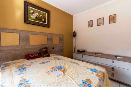 Casa à venda com 252m², 3 quartos e 2 vagas Casa à venda com 252m², 3 quartos e 2 vagasQuarto 3 - Suite