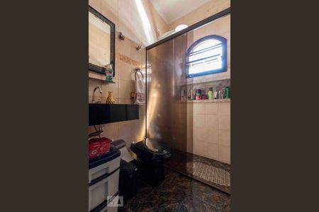 Casa à venda com 252m², 3 quartos e 2 vagas Casa à venda com 252m², 3 quartos e 2 vagasBanheiro