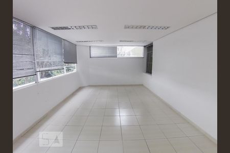 Casa à venda com 180m², 3 quartos e 2 vagasVaranda