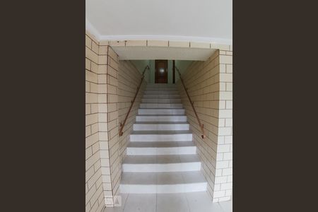 Escada de casa à venda com 3 quartos, 180m² em Campo Belo, São Paulo