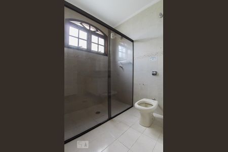 Casa à venda com 180m², 3 quartos e 2 vagasBanheiro da Suíte