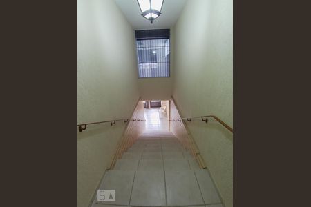 Escada de casa à venda com 3 quartos, 180m² em Campo Belo, São Paulo