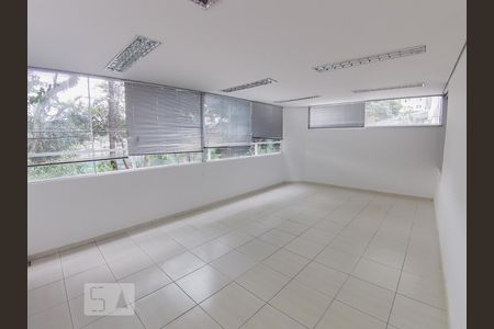 Casa à venda com 180m², 3 quartos e 2 vagasVaranda
