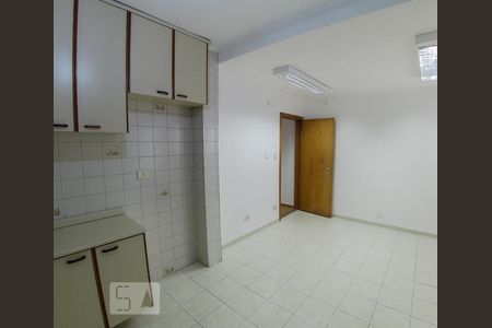 Casa à venda com 180m², 3 quartos e 2 vagasCozinha