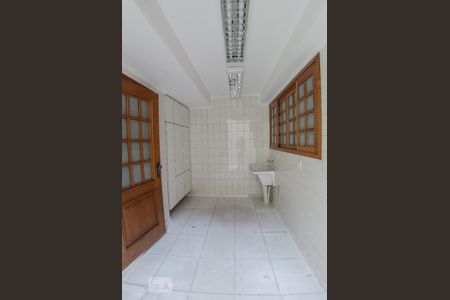 Casa à venda com 180m², 3 quartos e 2 vagasÁrea de Serviço