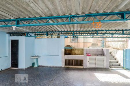 Garagem de casa à venda com 1 quarto, 70m² em Vila Natália, São Paulo