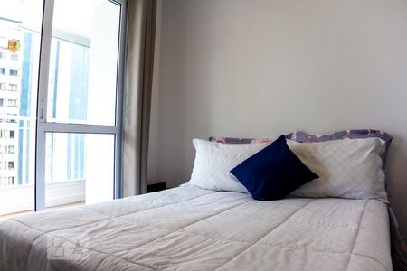 Apartamento à venda com 110m², 2 quartos e 2 vagas Apartamento à venda com 110m², 2 quartos e 2 vagasQuarto