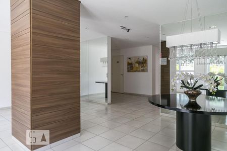 Apartamento à venda com 110m², 2 quartos e 2 vagas Apartamento à venda com 110m², 2 quartos e 2 vagasHall