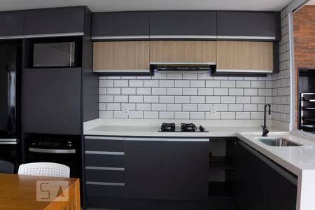 Apartamento à venda com 110m², 2 quartos e 2 vagas Apartamento à venda com 110m², 2 quartos e 2 vagasCozinha