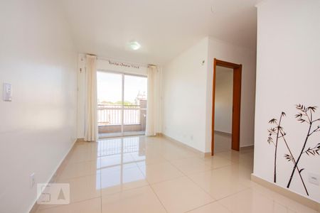 Apartamento para alugar com 76m², 3 quartos e 2 vagas Apartamento para alugar com 76m², 3 quartos e 2 vagasSala