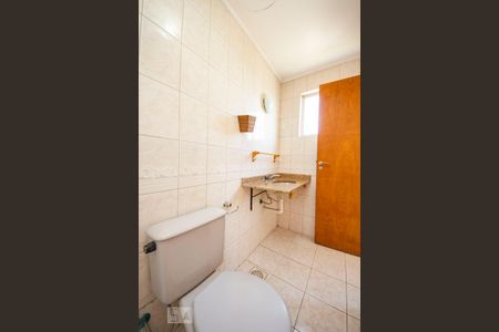 Apartamento para alugar com 76m², 3 quartos e 2 vagas Apartamento para alugar com 76m², 3 quartos e 2 vagasBanheiro 1