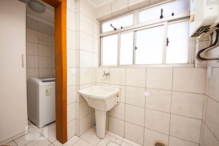 Apartamento para alugar com 76m², 3 quartos e 2 vagas Apartamento para alugar com 76m², 3 quartos e 2 vagasLavanderia