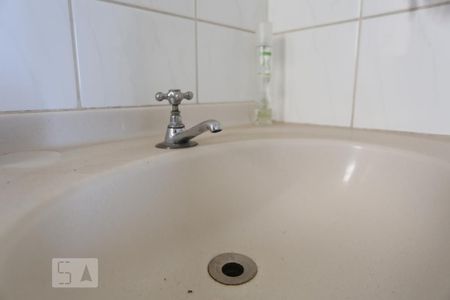 Apartamento para alugar com 49m², 2 quartos e 1 vagaBanheiro Social - Torneira