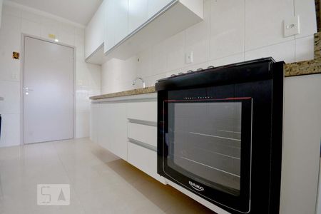 Apartamento à venda com 80m², 3 quartos e 2 vagas Apartamento à venda com 80m², 3 quartos e 2 vagasCozinha