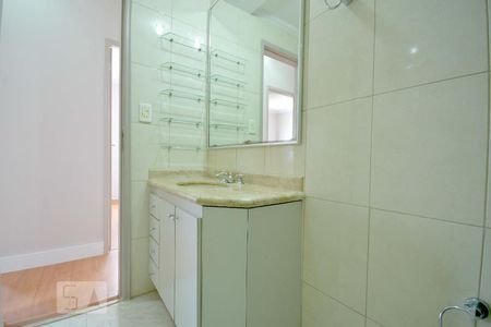 Apartamento à venda com 80m², 3 quartos e 2 vagas Apartamento à venda com 80m², 3 quartos e 2 vagasBanheiro Social