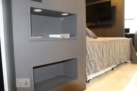 Quarto  de kitnet/studio à venda com 1 quarto, 57m² em Alphaville Industrial, Barueri