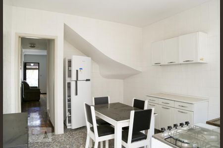 Casa de condomínio à venda com 130m², 2 quartos e 1 vaga Casa de condomínio à venda com 130m², 2 quartos e 1 vagaCozinha