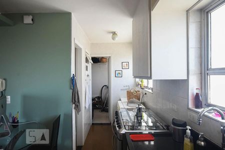 Apartamento à venda com 92m², 2 quartos e 2 vagasÁrea de Serviço
