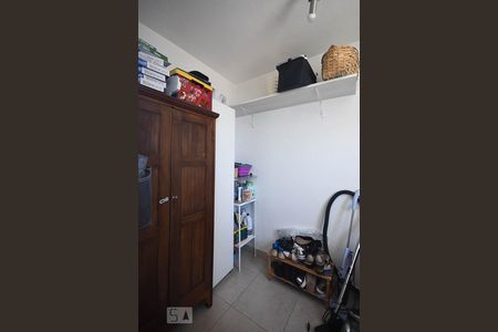 Apartamento à venda com 92m², 2 quartos e 2 vagasQuarto de Serviço