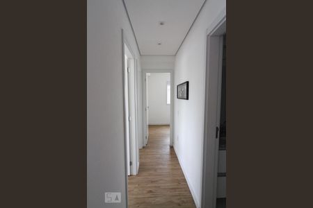 Corredor de apartamento à venda com 3 quartos, 59m² em Santa Teresinha, São Paulo