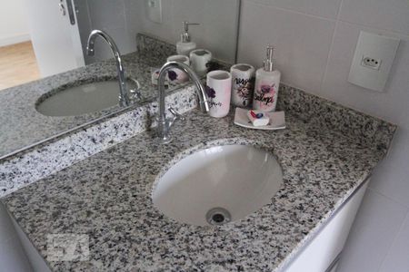 Apartamento à venda com 59m², 3 quartos e 1 vagaBanheiro da Suíte