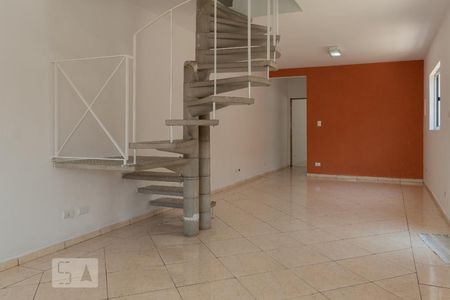 Sala de casa para alugar com 4 quartos, 180m² em Vila Parque Jabaquara, São Paulo