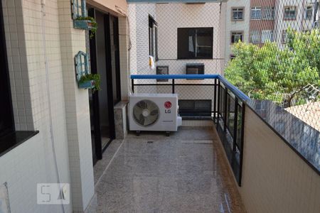 Varanda da Sala de apartamento para alugar com 4 quartos, 140m² em Icaraí, Niterói