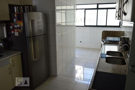 Apartamento para alugar com 140m², 4 quartos e 2 vagasCozinha