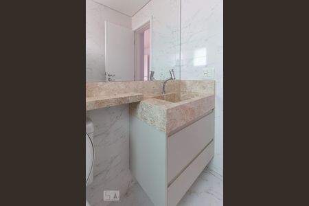 Apartamento para alugar com 120m², 2 quartos e 2 vagasBanheiro Suíte -1