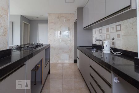 Apartamento para alugar com 120m², 2 quartos e 2 vagasCozinha e Área de Serviço