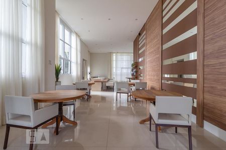 Apartamento para alugar com 120m², 2 quartos e 2 vagasÁrea comum - Salão de festas