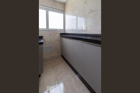 Apartamento para alugar com 120m², 2 quartos e 2 vagasCozinha e Área de Serviço