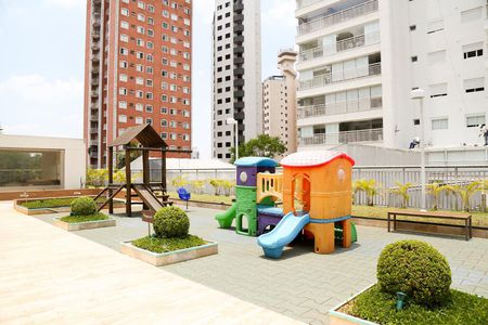 Apartamento para alugar com 70m², 2 quartos e 1 vaga Apartamento para alugar com 70m², 2 quartos e 1 vagaÁrea Comum - Playground