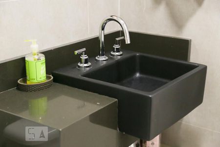 Apartamento para alugar com 70m², 2 quartos e 1 vaga Apartamento para alugar com 70m², 2 quartos e 1 vagaBanheiro 1