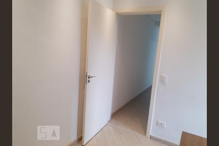 Quarto 2 - ambiente para o home office - vista para o corredor  de apartamento para alugar com 2 quartos, 90m² em Tucuruvi, São Paulo