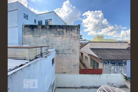 Vista Sala de apartamento à venda com 2 quartos, 60m² em Braz de Pina, Rio de Janeiro