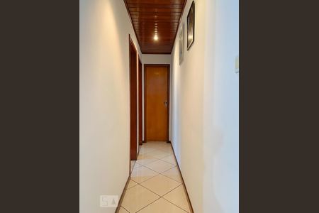 Corredor de apartamento à venda com 2 quartos, 60m² em Braz de Pina, Rio de Janeiro